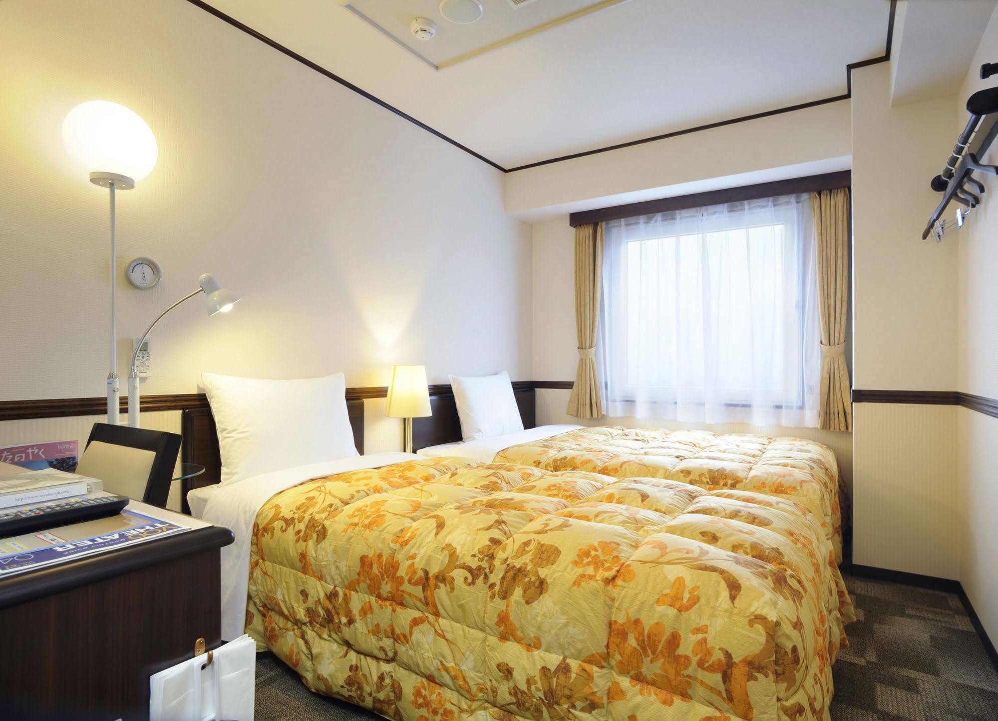Toyoko Inn Gifu-Hashima-Eki Shinkansen Minami-Guchi Hashima  Buitenkant foto