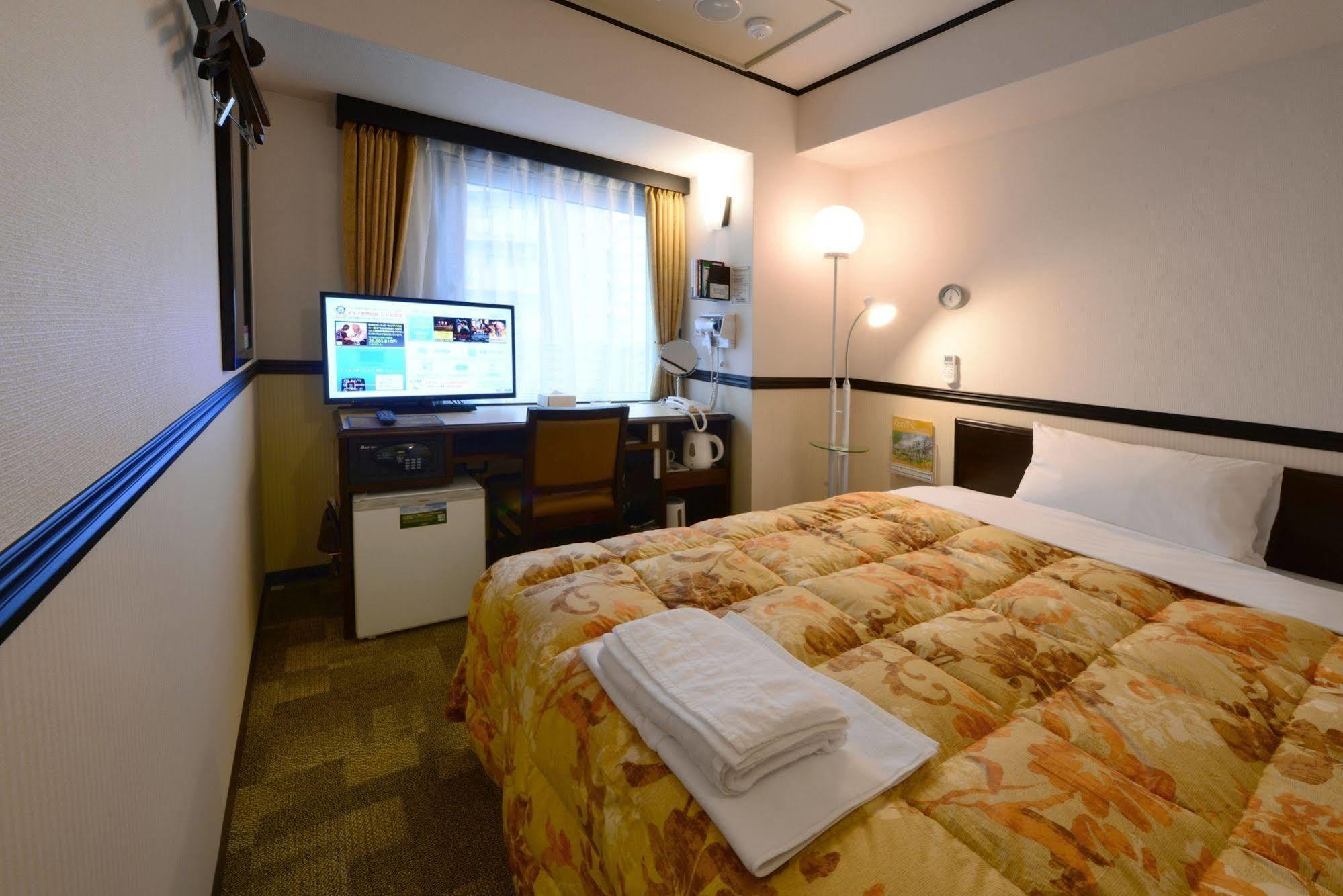 Toyoko Inn Gifu-Hashima-Eki Shinkansen Minami-Guchi Hashima  Buitenkant foto