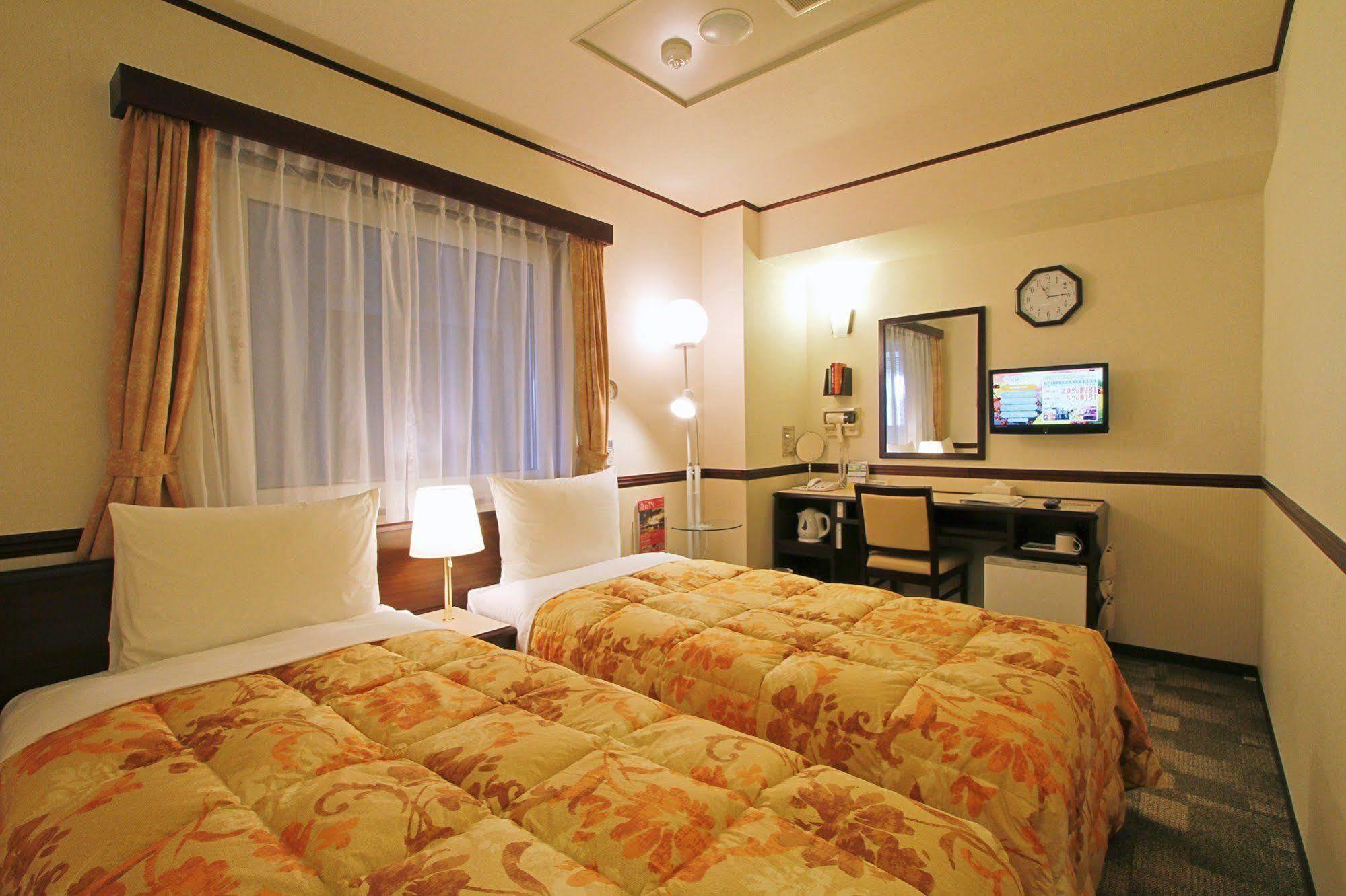 Toyoko Inn Gifu-Hashima-Eki Shinkansen Minami-Guchi Hashima  Buitenkant foto